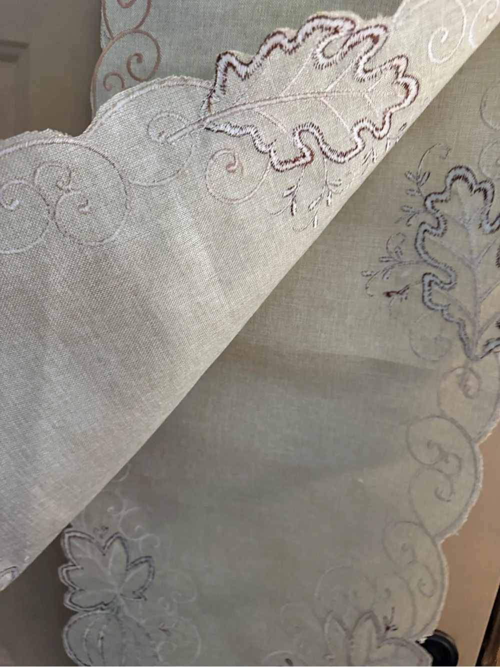 Cream Embroidered Pumpkin Table Runner with Autumn Leaves